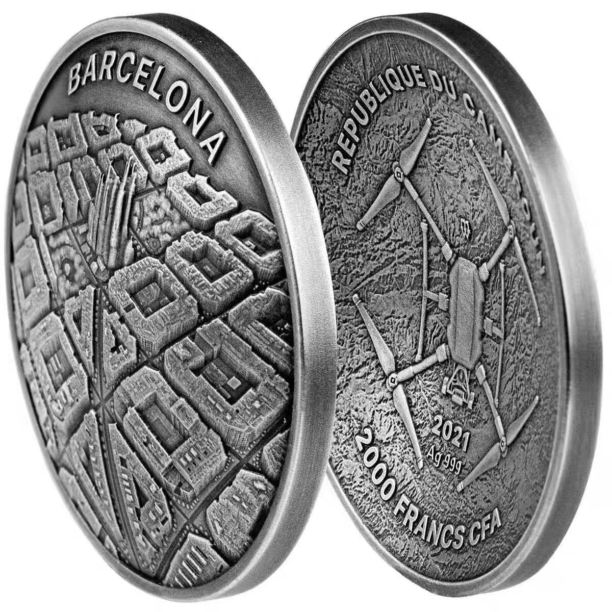 第185期拍卖 【龙头币,2盎司新无人机迷宫系列】喀麦隆2021年，无人机之下-巴萨罗那迷宫，2盎司加大(直径达50mm)、正反高深凹凸曲弧面穹顶形(半球面形),高浮雕仿古银币. 盒证全. 迷宫热门银币. 国外原售价316美元