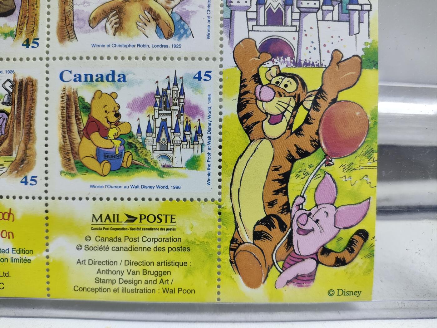 邮册邮折 加拿大1996年庆祝佛罗里达迪士尼乐园25周年发行的小熊维尼纪念邮票小全张