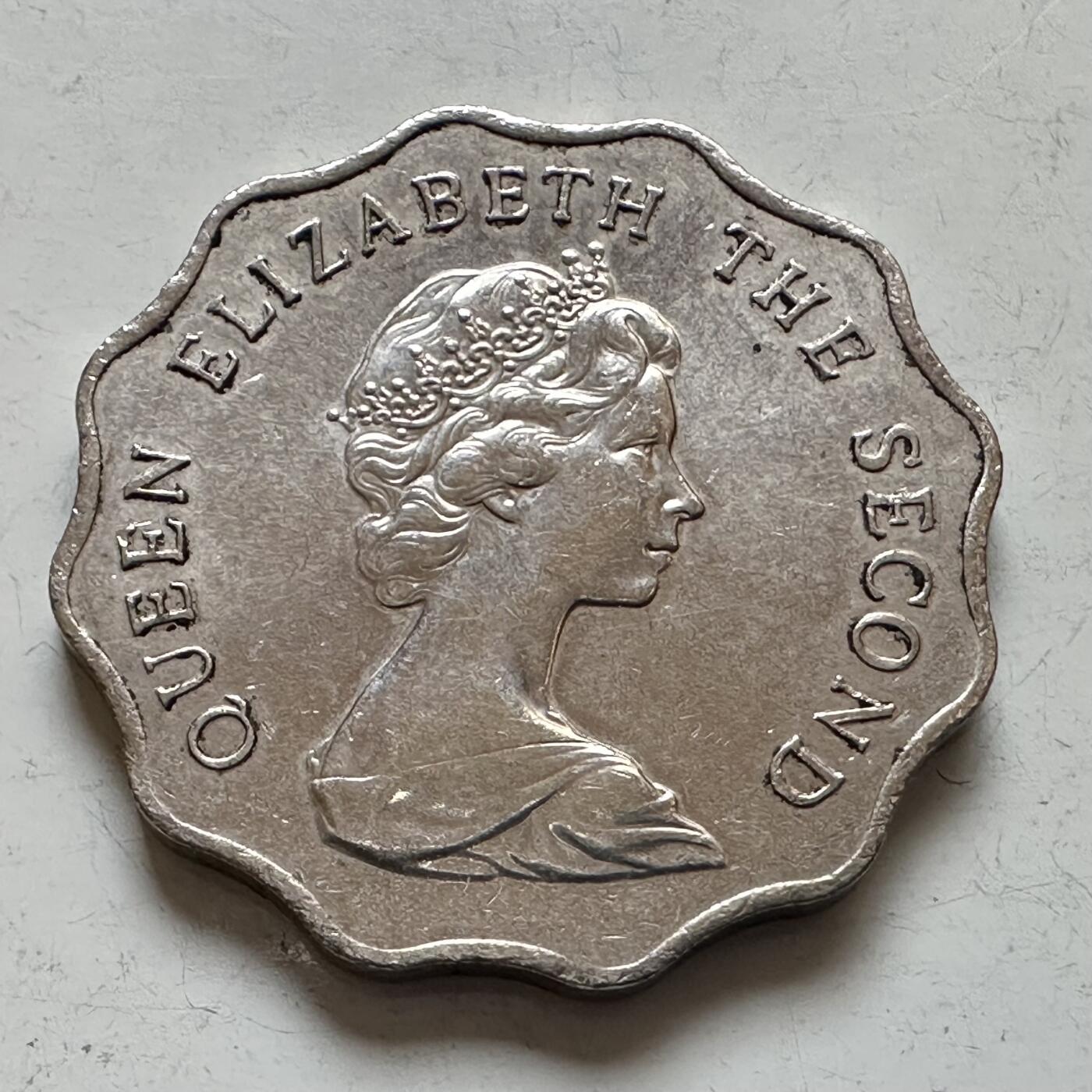 🌹外币初藏🌹🐯2025年第143场  每周二四六晚8️⃣点 接代拍 香港1975年¥2 带光