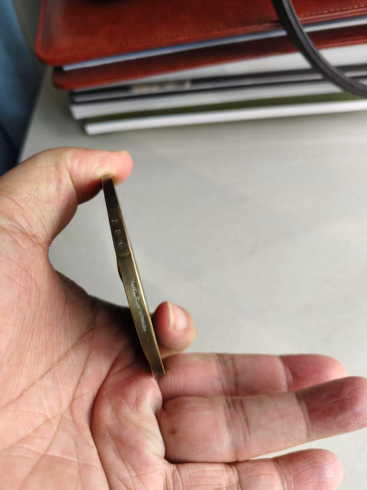 孙中山陵园纪念章《黄铜》