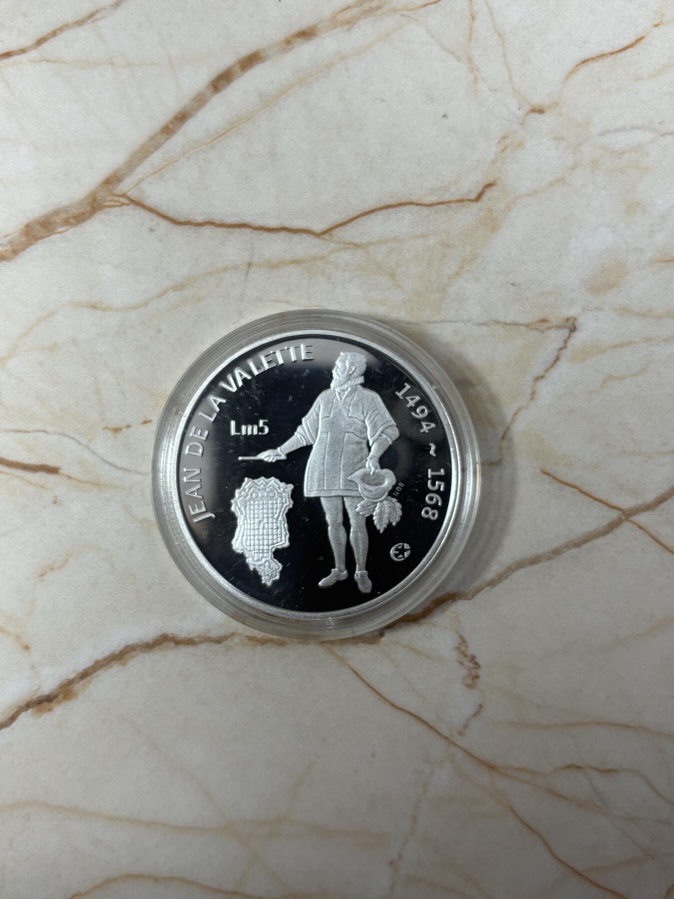 第185期拍卖 马耳他2007年马耳他骑士团大首领瓦莱特5里拉精制纪念银币，925银，27克，银价374元