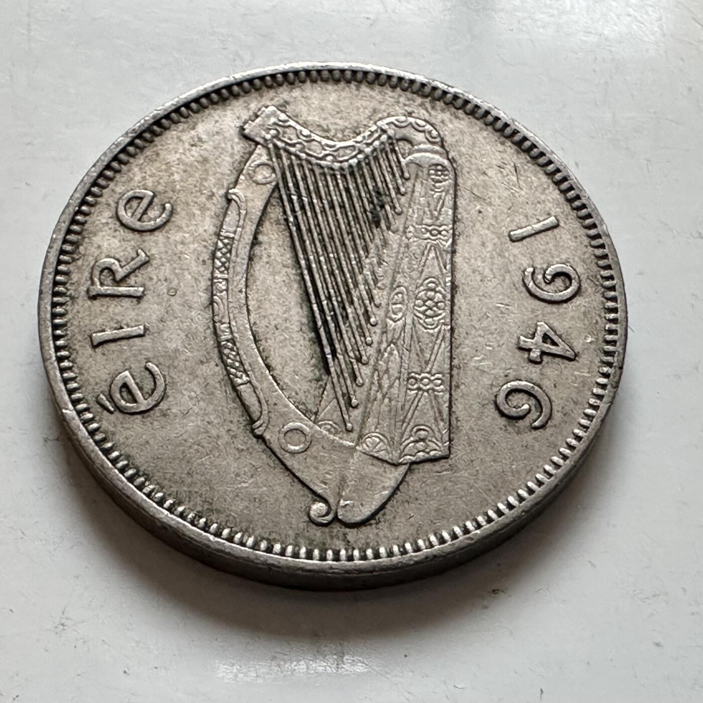 🌹外币初藏🌹🐯2025年第143场  每周二四六晚8️⃣点 接代拍 爱尔兰1946年六便士