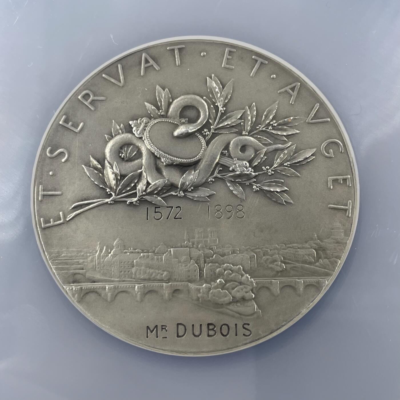 「木头集藏」“冬至雅藏”——章牌精品专场！ O.Roty～1898年法国巴黎股票经纪人大版银章 ，MS 63，直径：50mm ,名家代表作品，品相很不错，同款收藏佳品。