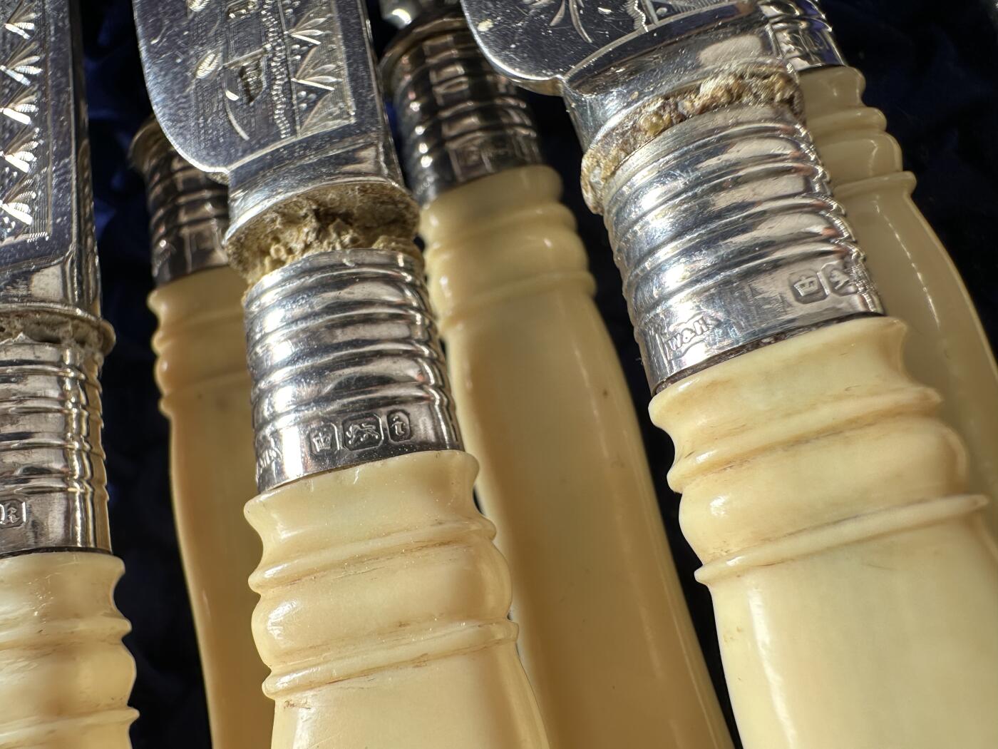 【俄甄集藏】2026年(046)01-07 星期三 晚 19:30 全场包邮