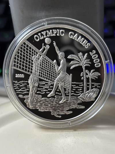 第185期拍卖 - 萨摩亚2000年沙滩排球31.46克纪念银币，925银，银价435元