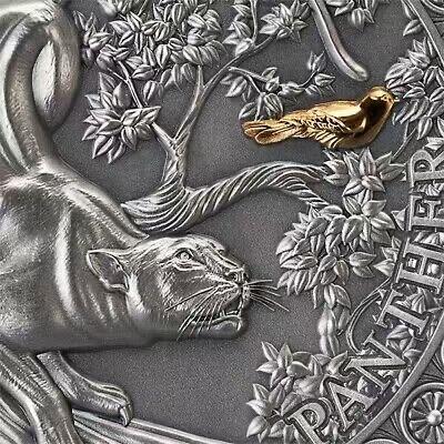 第185期拍卖 【龙头币】加纳2022，狂野杀手(1)-黑豹猎鸟，50克加大(直径达50mm)超高浮雕,仿古镀金银币. 盒证全. 龙头币 (狂野系列第一枚)，该系列即将发行第三枚. 实物图案超漂亮、立体. 新热门，国外售价348美元