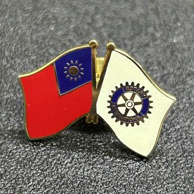 西秦中古拍卖第六十九期 - 民国扶轮会证章 退台后