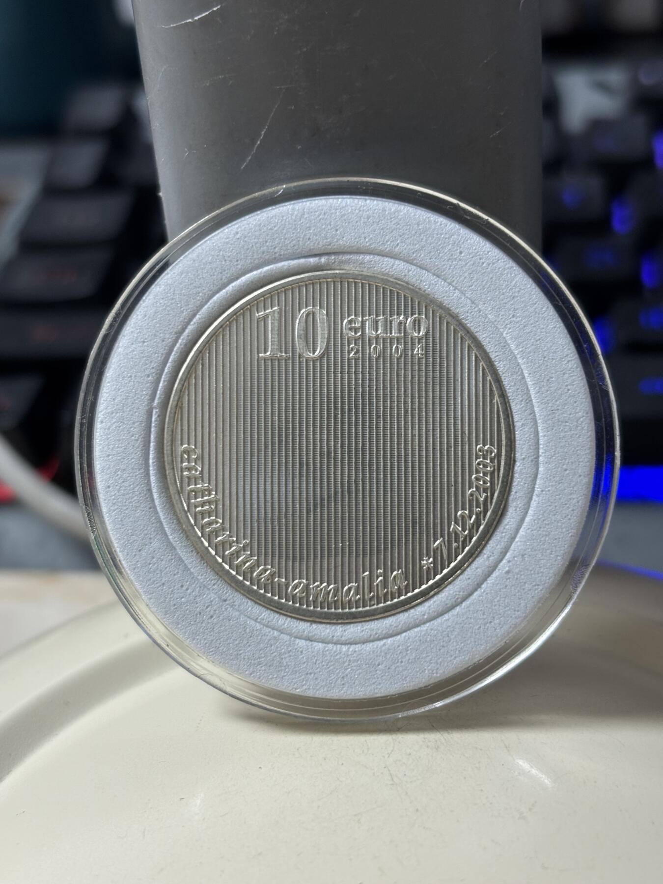 第185期拍卖 荷兰2004年公主诞生10欧元银币，17.8克，925银，银价246元