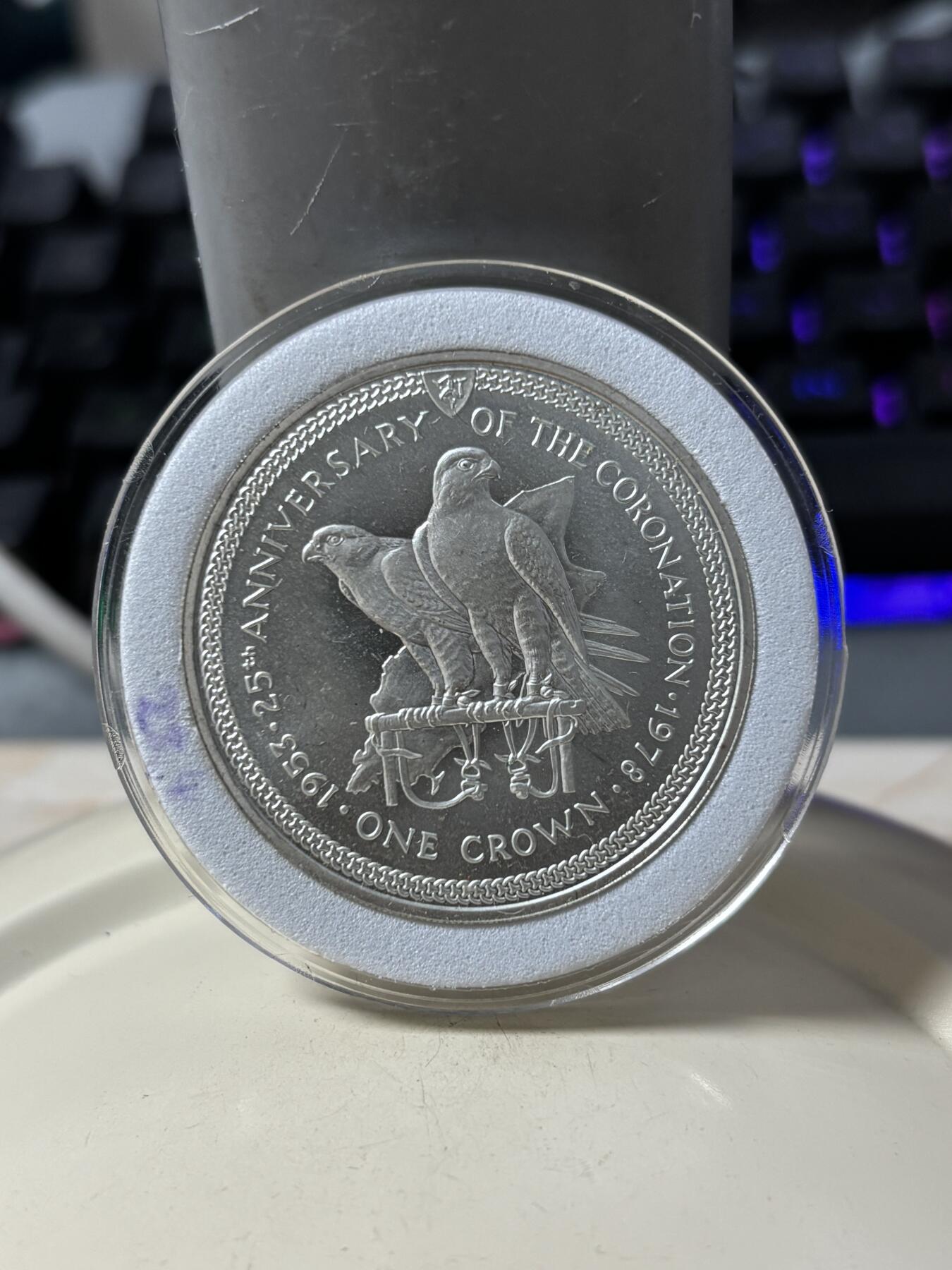 第185期拍卖 马恩岛1978年动物鸟类纪念银币，925银，28.28克。银价391元