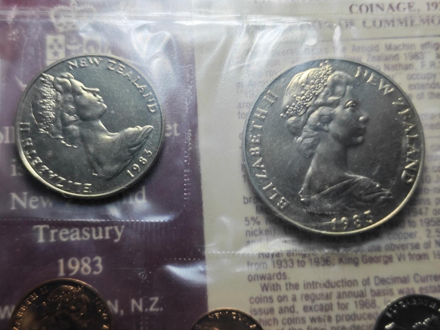 KK钱币收藏小铺 《套币 好品/批量散币专场》  2月预留时间 周末发货  1983新西兰大小面值清年一套 含克朗币 币中币