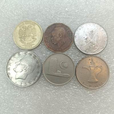 君烨收藏 0元起拍 散币场 每天一场 可留存 第29场 周日发货 - 18散币6个