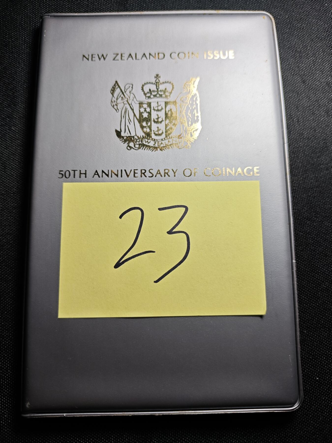 KK钱币收藏小铺 《套币 好品/批量散币专场》  2月预留时间 周末发货  1983新西兰大小面值清年一套 含克朗币 币中币