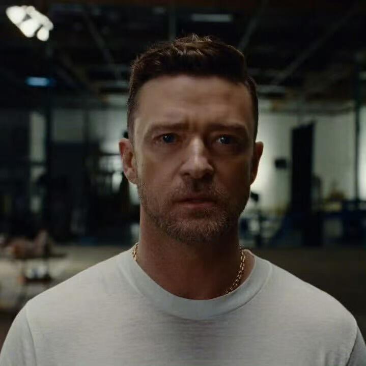 零元拍：这是谁的青春？！“贾老板”贾斯汀·汀布莱克（Justin Timberlake）亲签亲穿2024年巡演舞台穿着的‌美国潮流品牌Von Dutch（凡达驰）肯尼斯·霍华德大师系列卫裤。（拍品为演艺公司纪念收藏品，入关前已经过专业消毒处理，回国也进行了次氯酸和紫外线杀菌，尽管放心收藏）