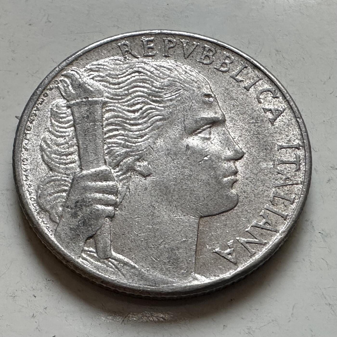 🌹外币初藏🌹🐯2025年第143场  每周二四六晚8️⃣点 接代拍 意大利1950年五里拉