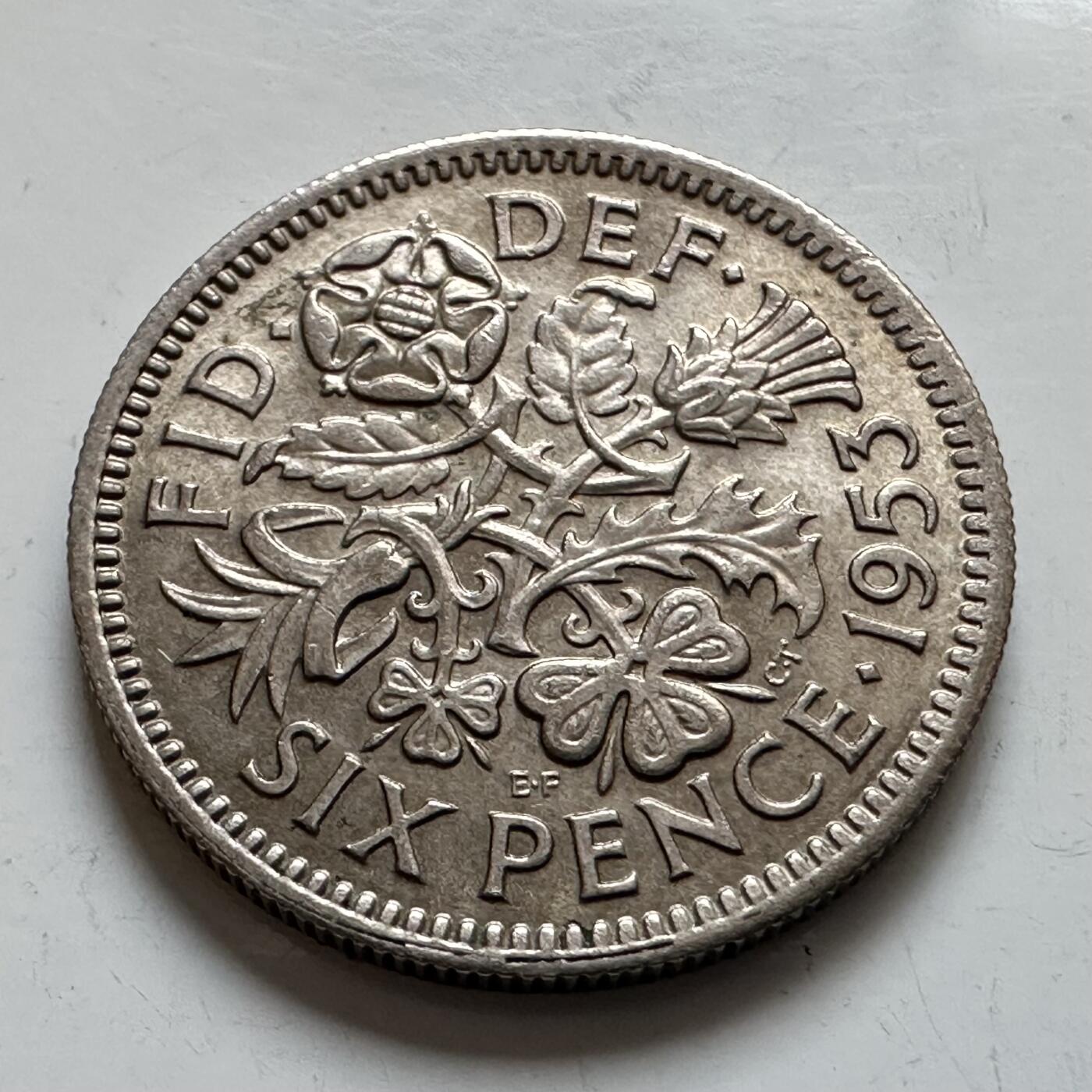 🌹外币初藏🌹🐯2025年第143场  每周二四六晚8️⃣点 接代拍 英国1953年 6便士 登基版a