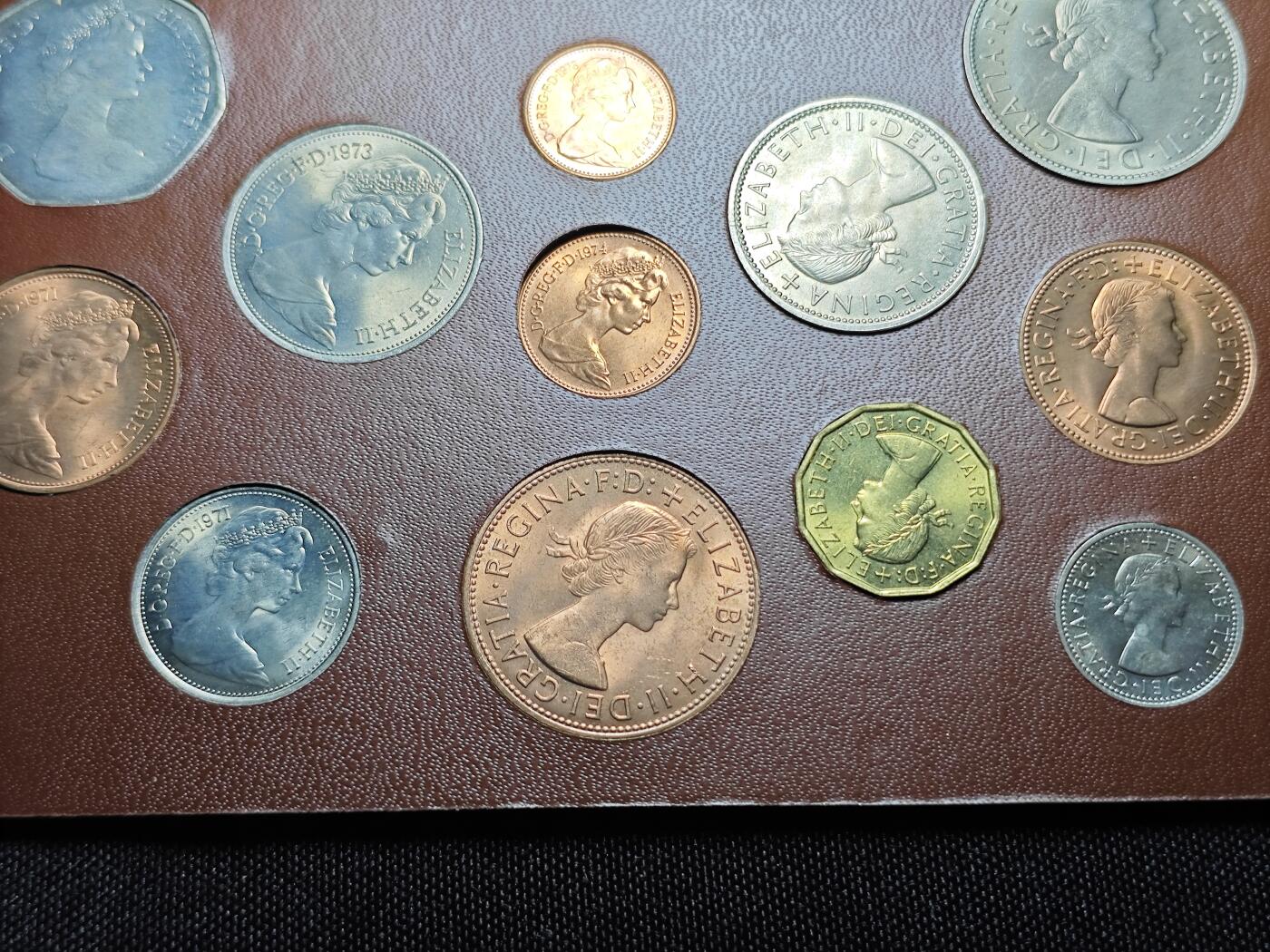 KK钱币收藏小铺 《套币 好品/批量散币专场》  2月预留时间 周末发货  英国大小面值一套 好品