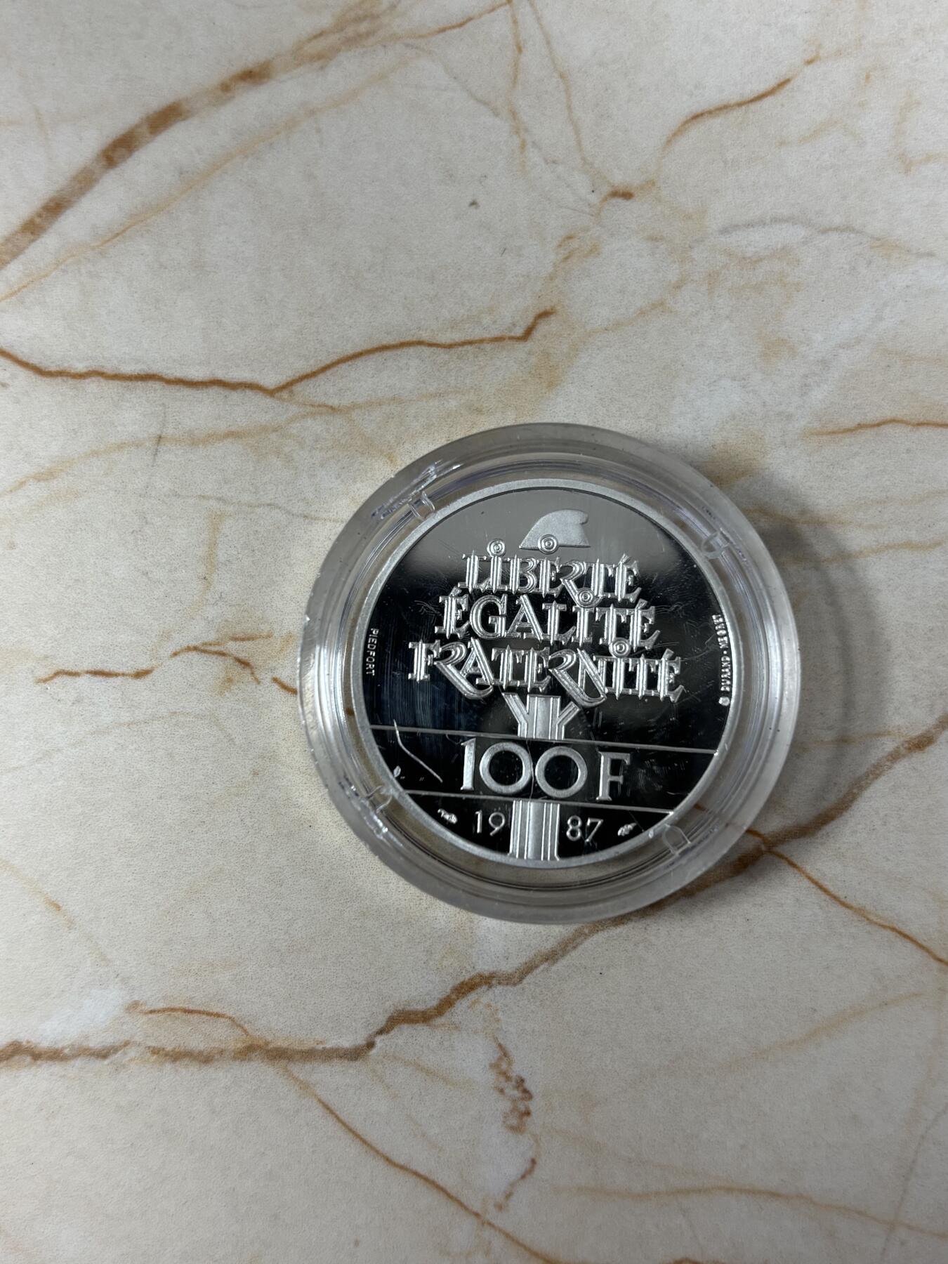 第185期拍卖 法国1987年人物拉法耶特·皮德福特30克加厚精制版本纪念银币，950银，银价426元