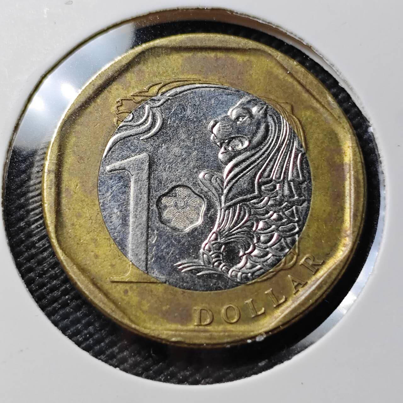 KK钱币收藏小铺 第382期  2月预留时间 周末发货 2012新加坡1元 