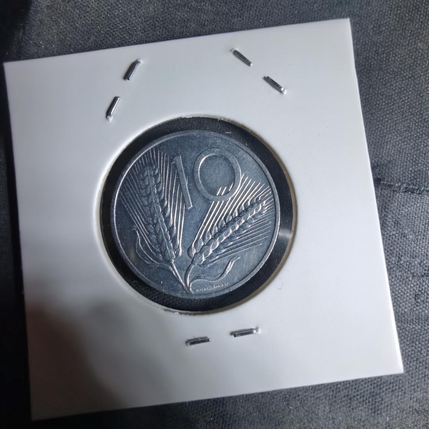 沼泽如烟--第941场 意大利1966年10里拉