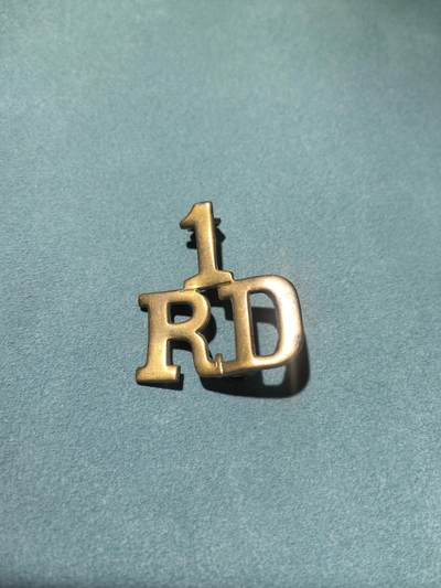 盛世勋华——号角文化勋章邮票专场拍卖第294期 - 英国第1皇家龙骑兵团肩章徽章 二战时期 铜质