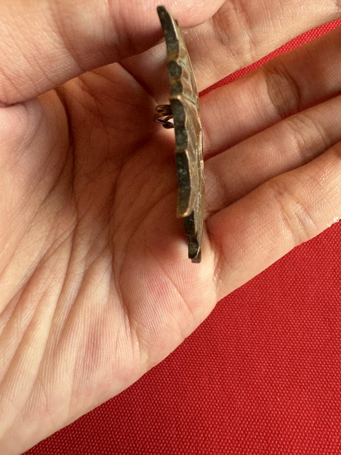 五哥徽章群   20号周六晚上八点4群联拍