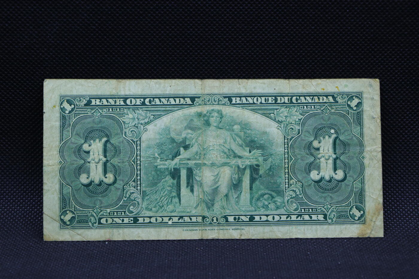 【淘币小摊】限时拍第八百三十四拍  纸币场  满百包邮可预留两周  周一统一发货   加拿大1937年乔治六世一元纸币【有折】