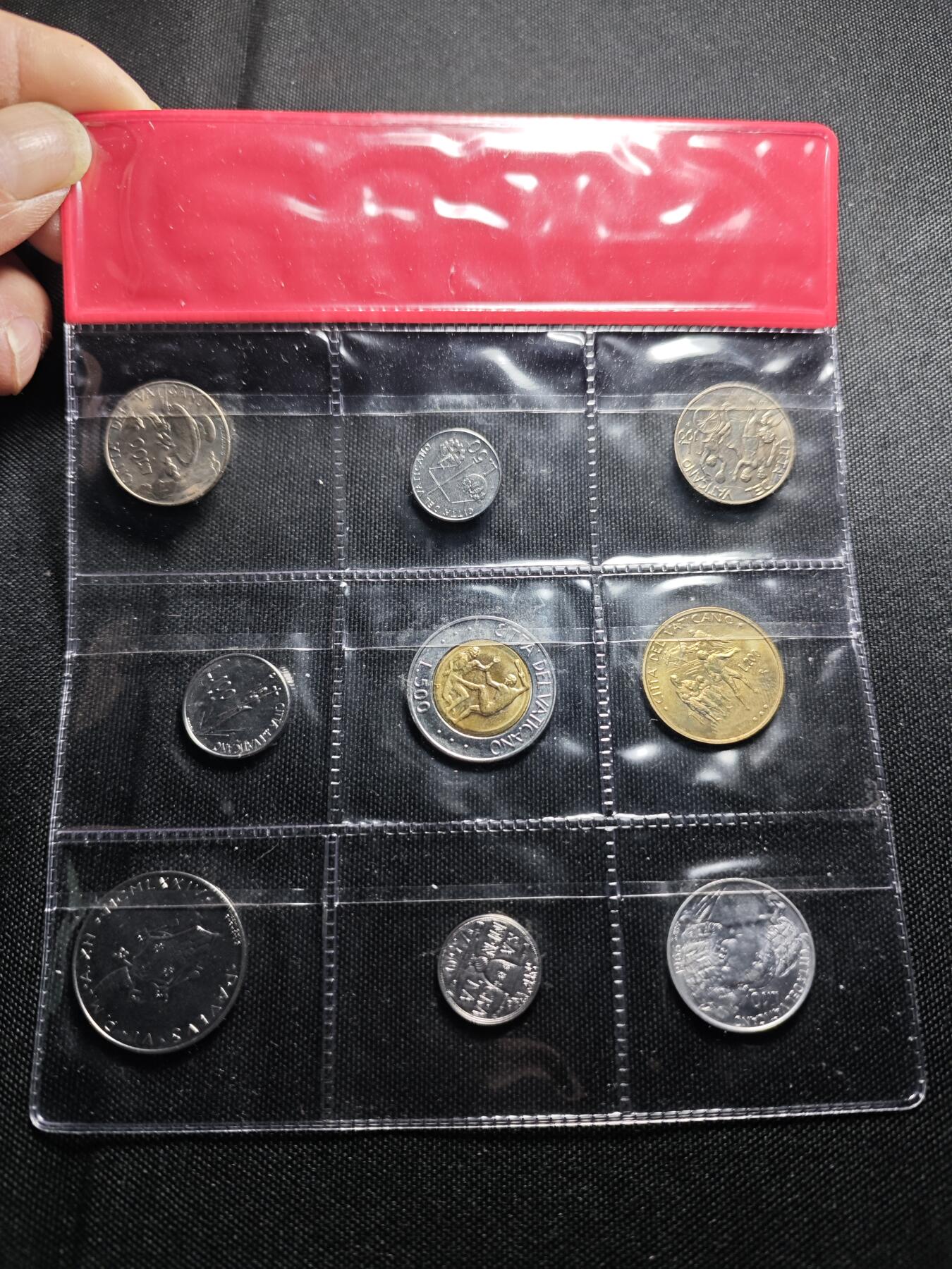 KK钱币收藏小铺 《套币 好品/批量散币专场》  2月预留时间 周末发货  梵蒂冈大小面值一套