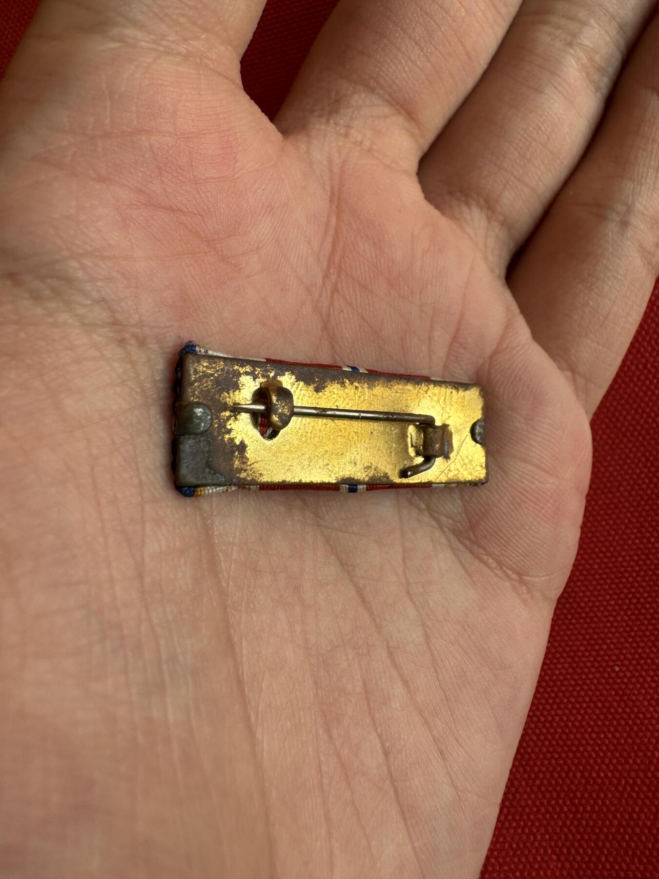 五哥徽章群   20号周六晚上八点4群联拍