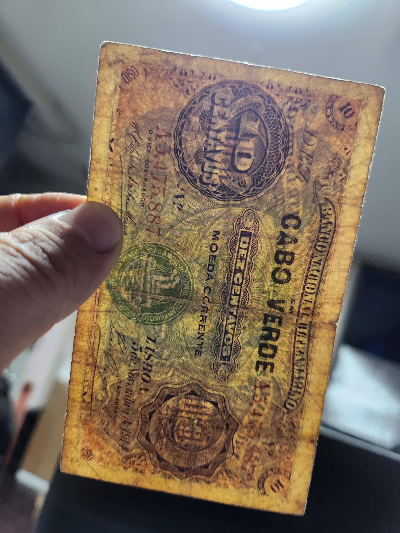 12月20号晚上8点 外国纸币自动截拍第74场 葡萄牙纸币 莫桑比克1914年10分