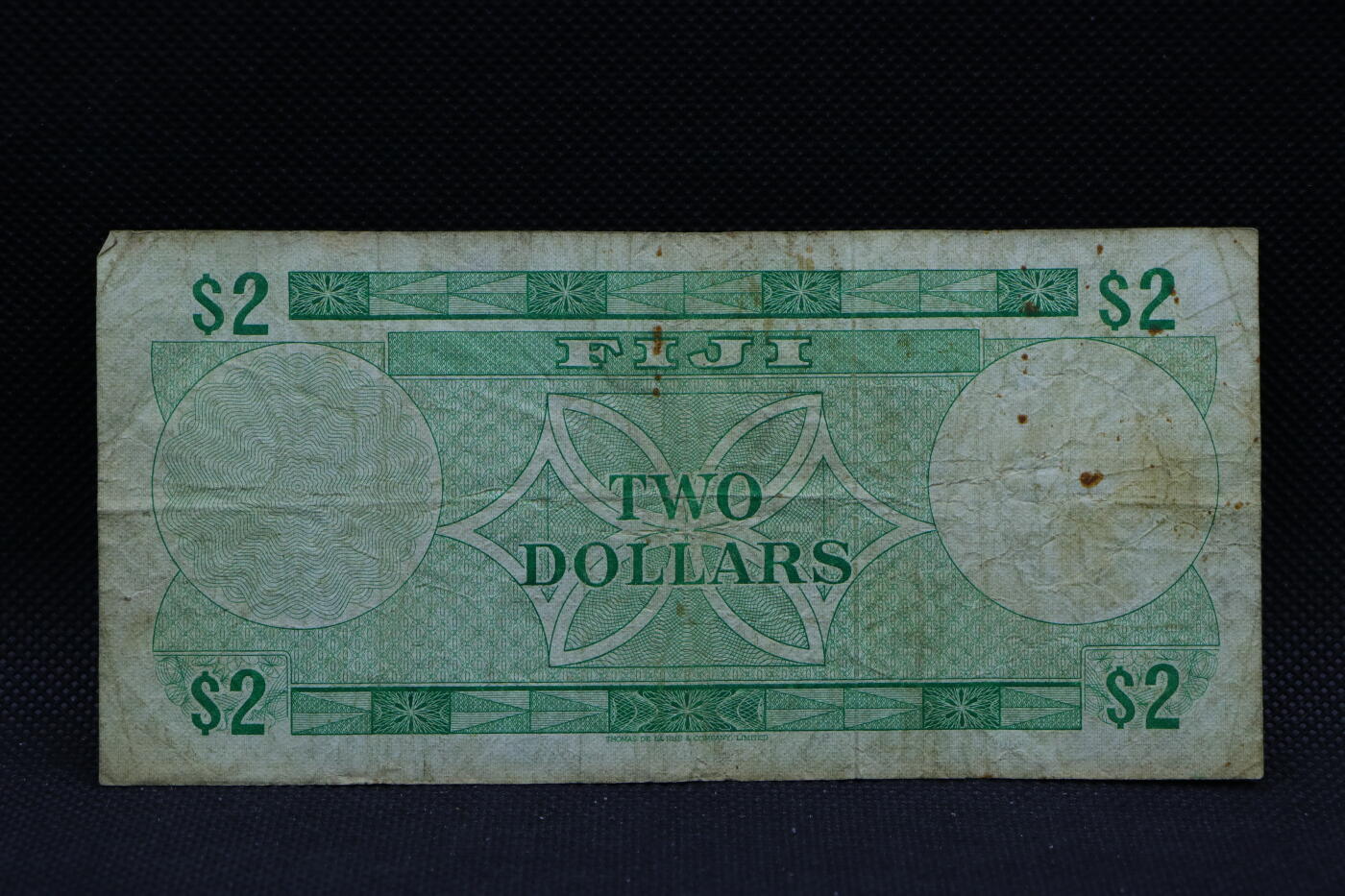 【淘币小摊】限时拍第八百三十四拍  纸币场  满百包邮可预留两周  周一统一发货   斐济2元纸币【有折】