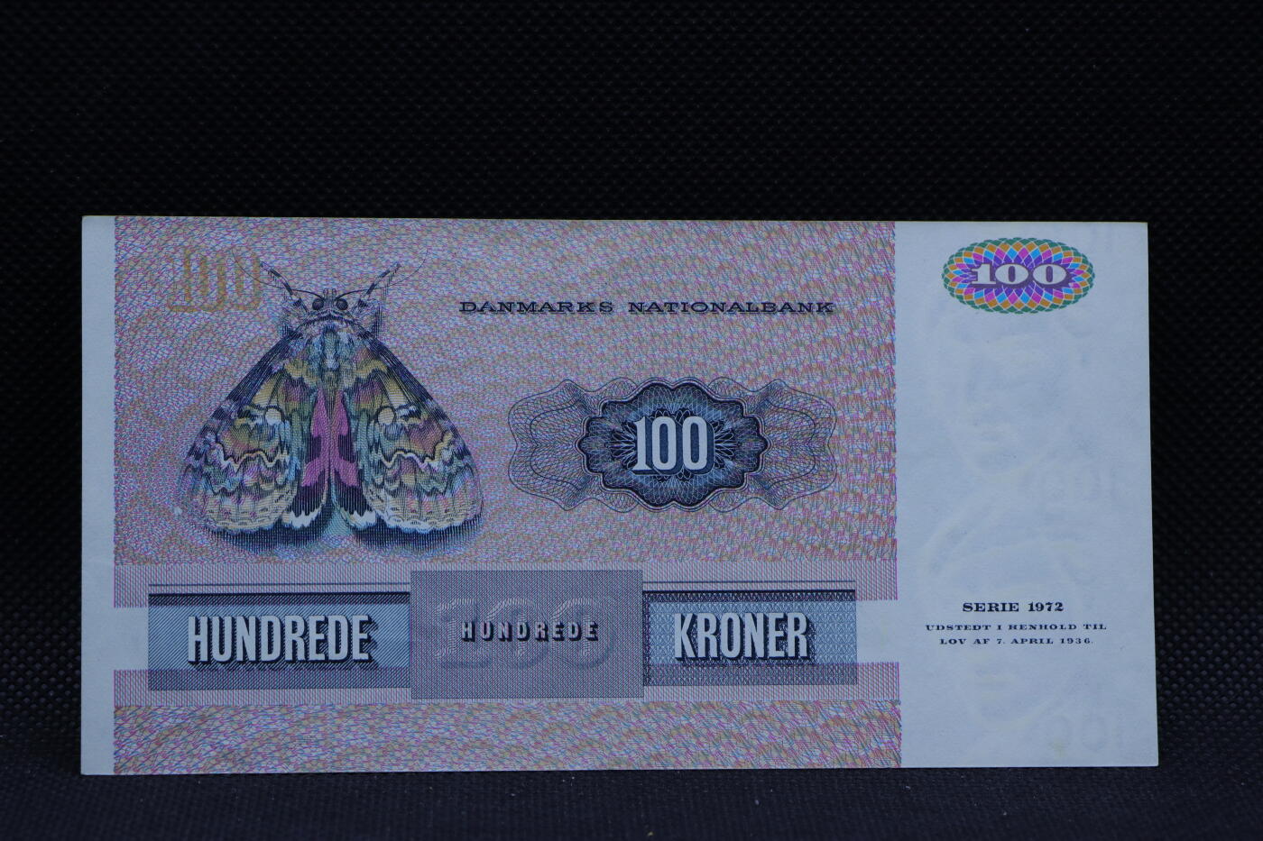 【淘币小摊】限时拍第八百三十四拍  纸币场  满百包邮可预留两周  周一统一发货   丹麦1972年100法郎纸币【有折】
