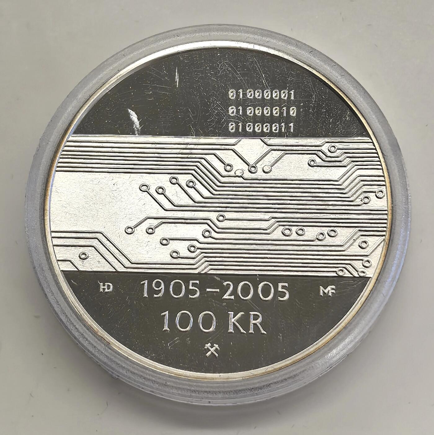 博洋堂世界钱币拍卖第153期（全场包邮） 挪威2005年100克朗精制银币 挪威瑞典联盟的解体-半导体 33.6克925银 发行量：10万 盒证全