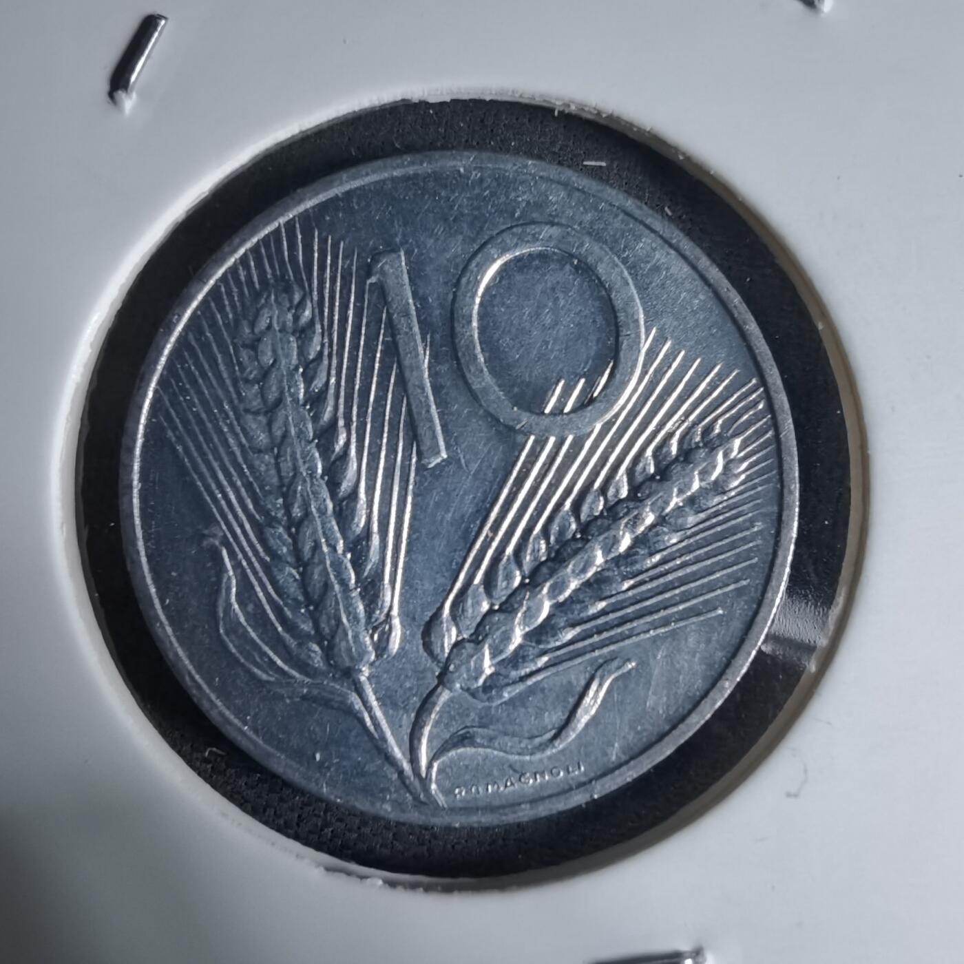 沼泽如烟--第941场 意大利1966年10里拉