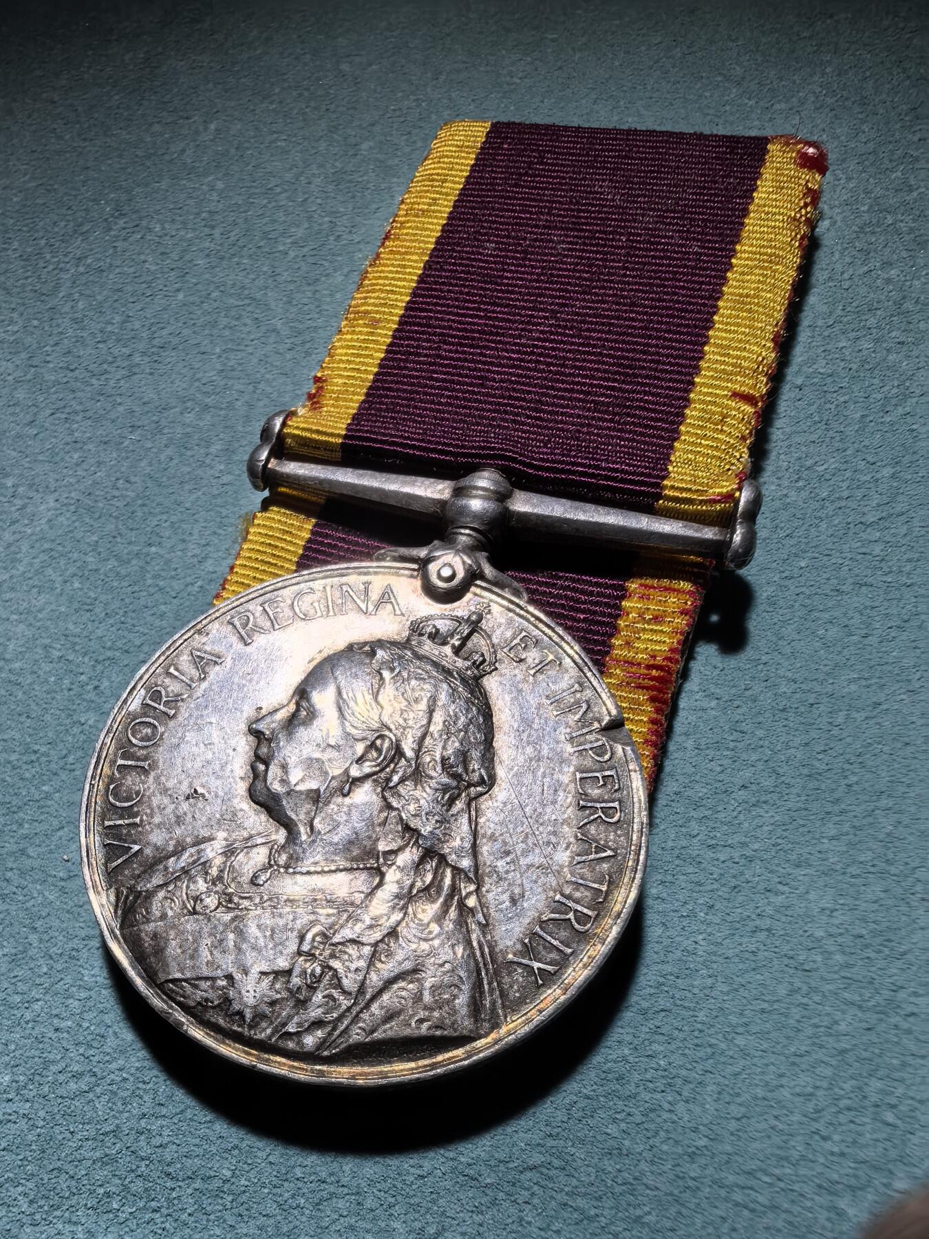 盛世勋华——号角文化勋章邮票专场拍卖第294期 英国1900年八国联军庚子年侵华奖章 银制 实刻带边铭 非市面上后造和后刻边铭 