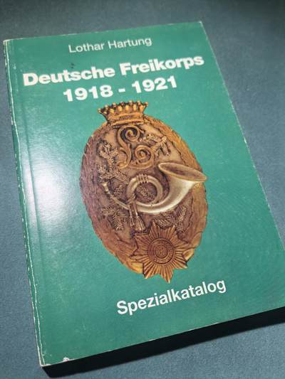 盛世勋华——号角文化勋章邮票专场拍卖第294期 - 德国（魏玛）自由军团证章图录 224页