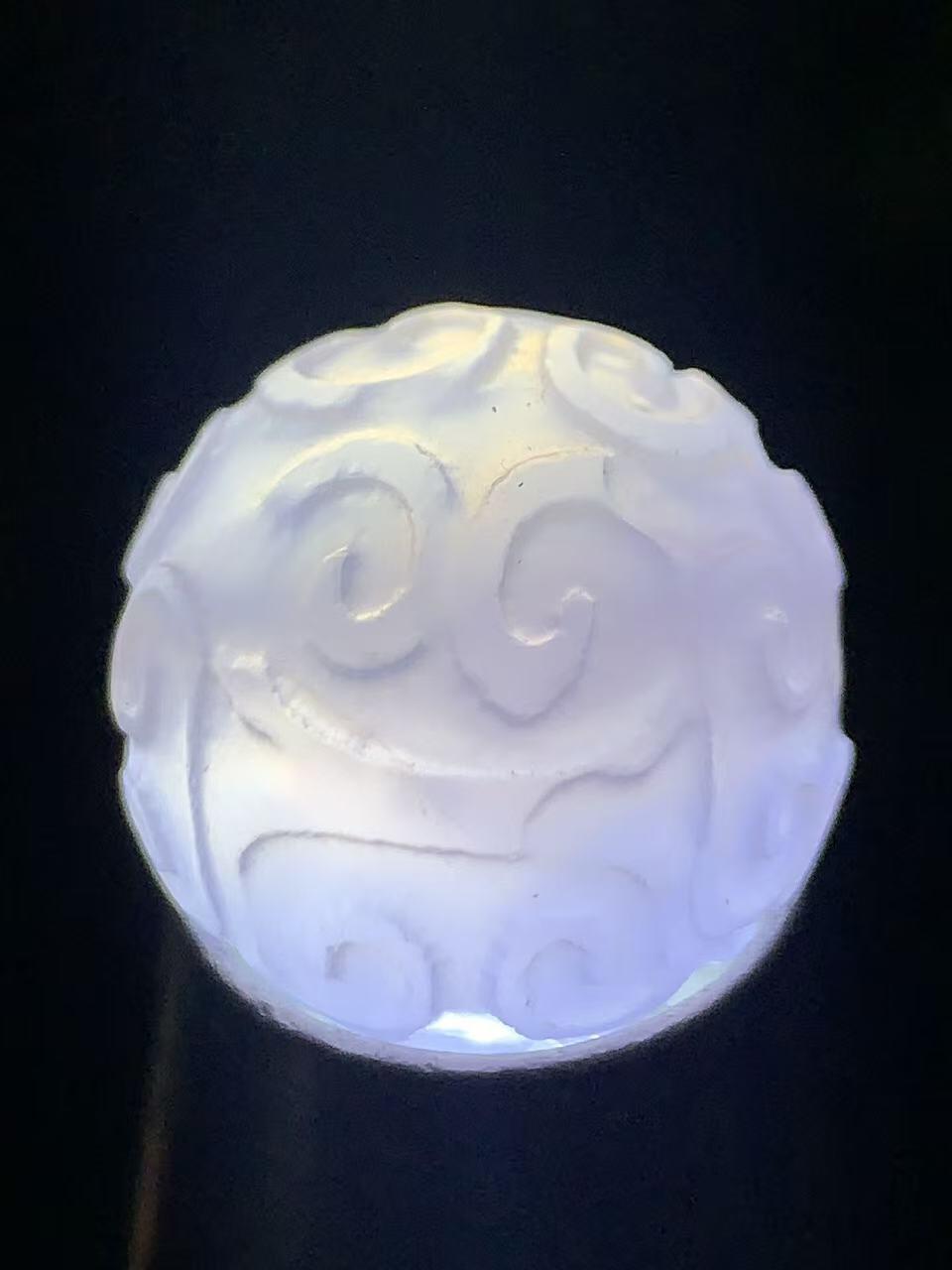 稀有紫罗兰高冰荧光润料玛瑙2.0通货回纹珠一颗，