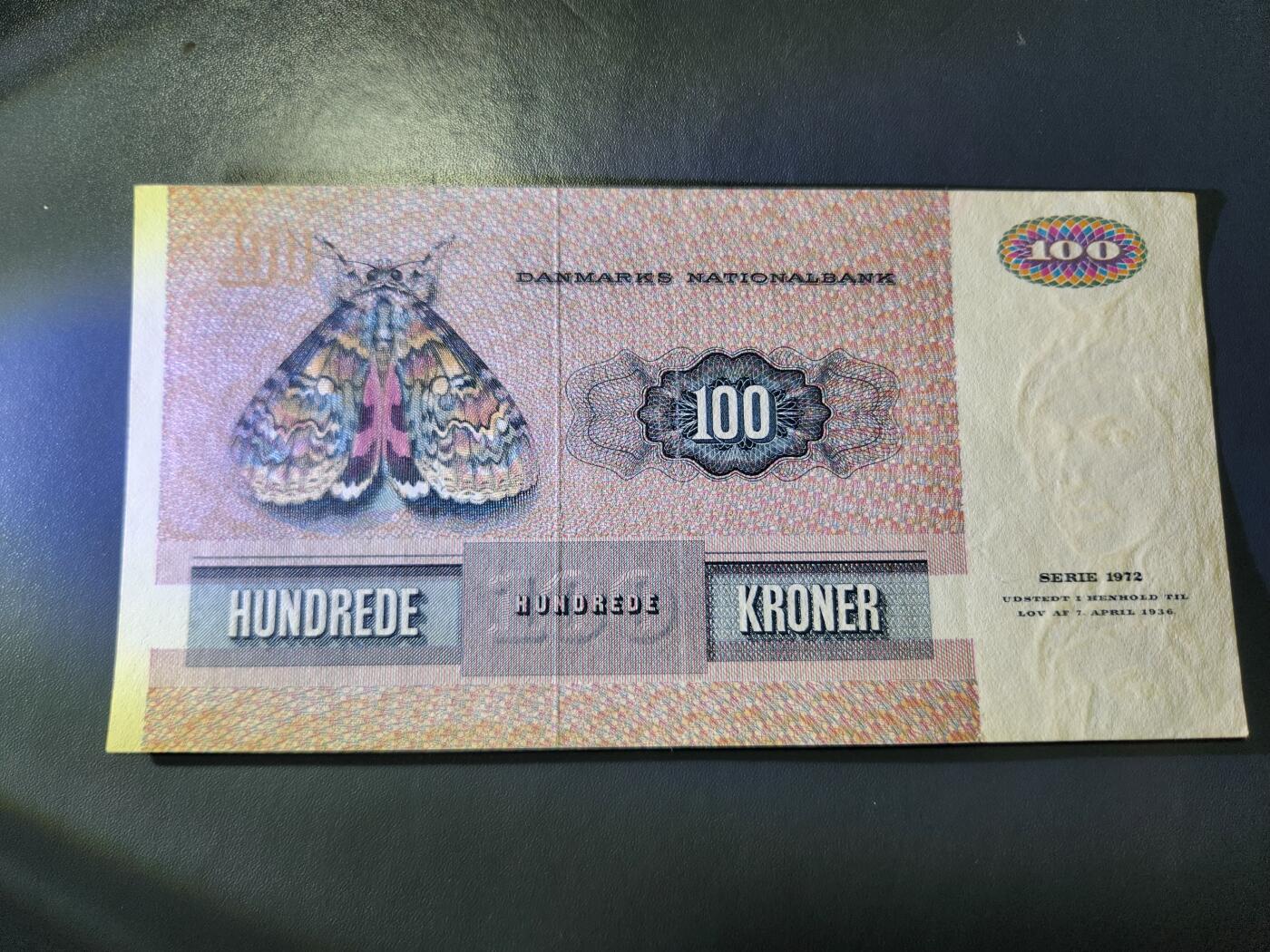 12月20号晚上8点 外国纸币自动截拍第74场 丹麦 1972年/1986年 100克朗 近新有点黄