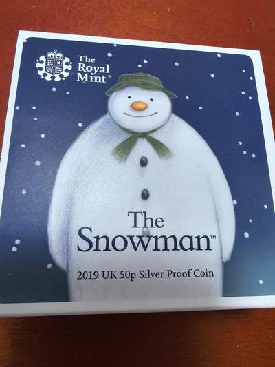 长老汇蛇年精选第八十四场拍卖 -  2019英国大白50便士彩色七边精制银币，8克925银，2.5万枚，盒证全