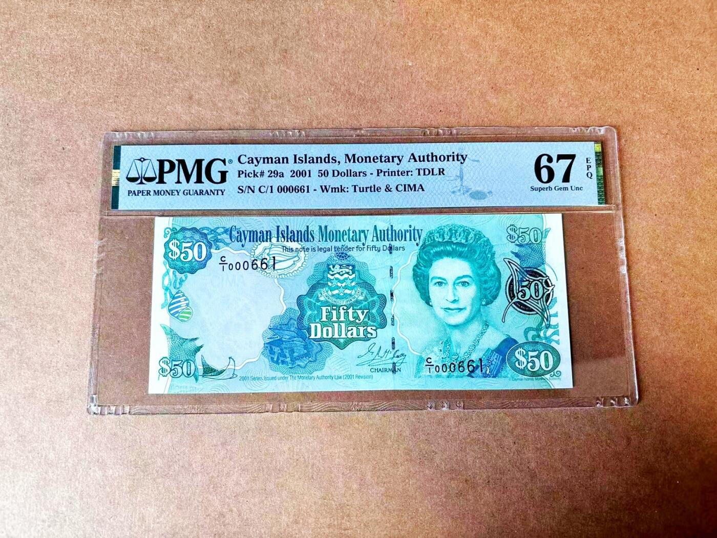 【Blue Auction】世界纸币精拍第765期——18级TOP拍卖/信誉/品质/专业/高效💫 【C/1首发冠 661倒置小号】开曼群岛 2001年50元 女王 PMG67EPQ 高分