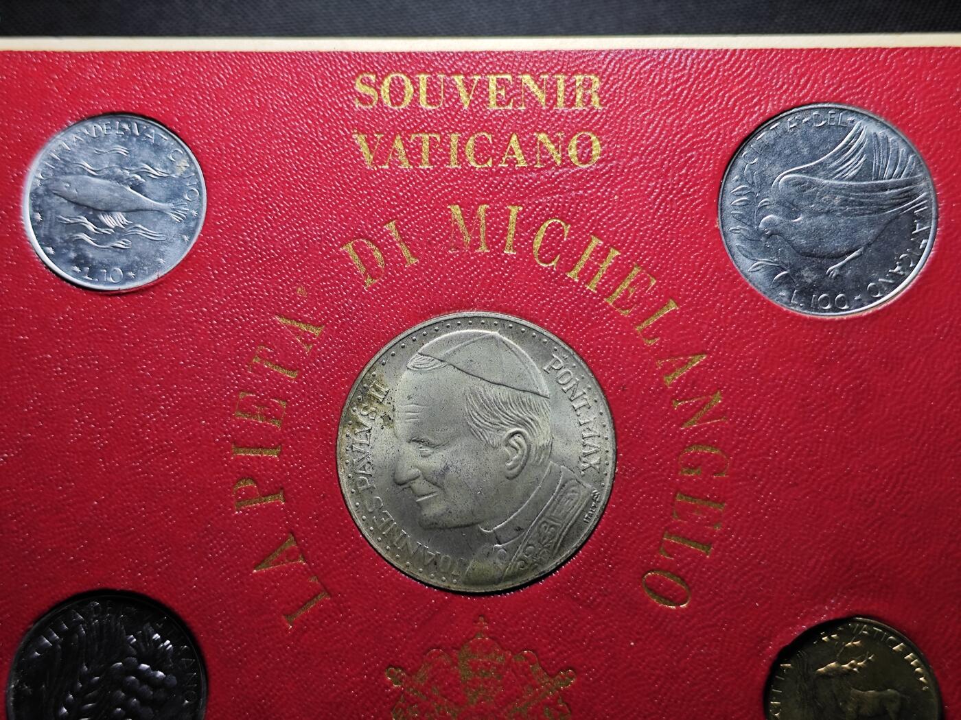 KK钱币收藏小铺 《套币 好品/批量散币专场》  2月预留时间 周末发货  梵蒂冈套币 含镀银章