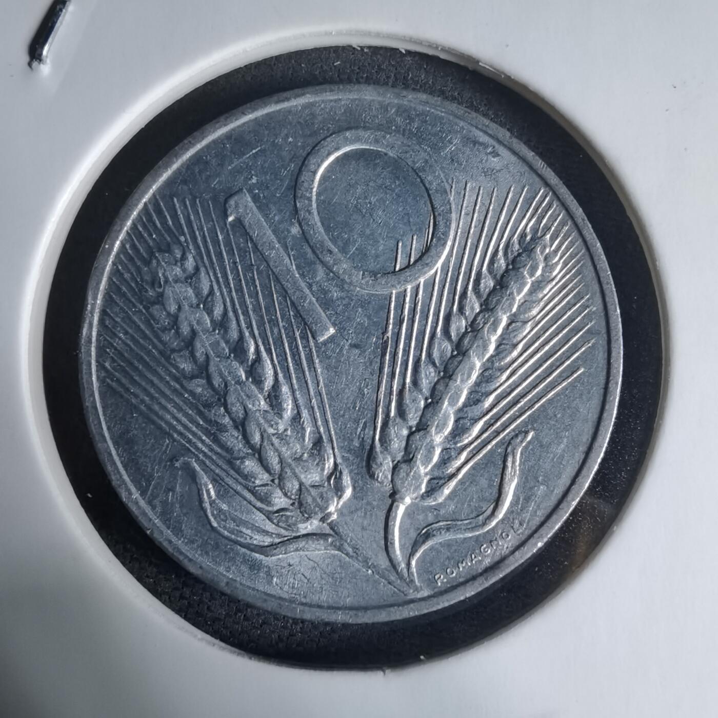 沼泽如烟--第941场 意大利1967年10里拉