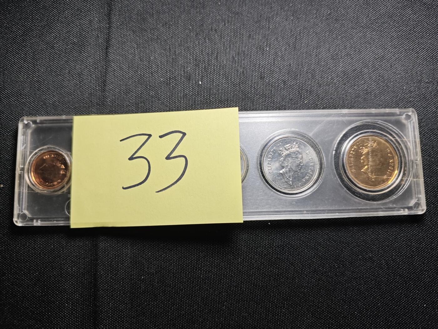 KK钱币收藏小铺 《套币 好品/批量散币专场》  2月预留时间 周末发货  1995加拿大大小面值清年一套