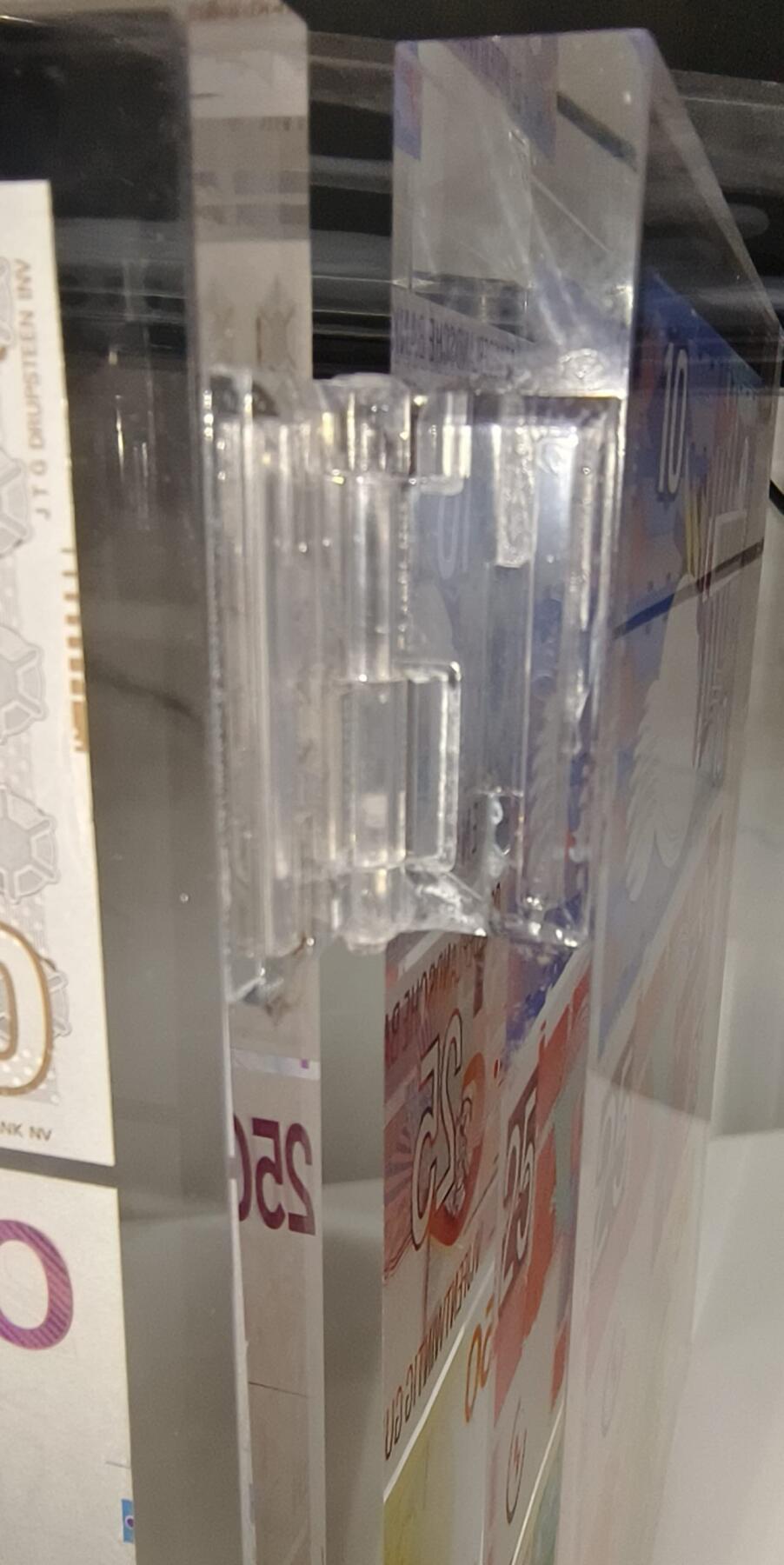 《艾美收藏》第225期-12.15周日外币精选场 荷兰银行原装水晶密封纸币10、25、50、100、250、1000盾全新UNC，合页有瑕如图所示