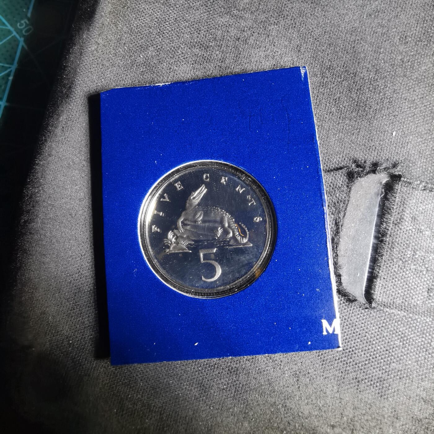 沼泽如烟--第941场 牙买加1976年5分精制币