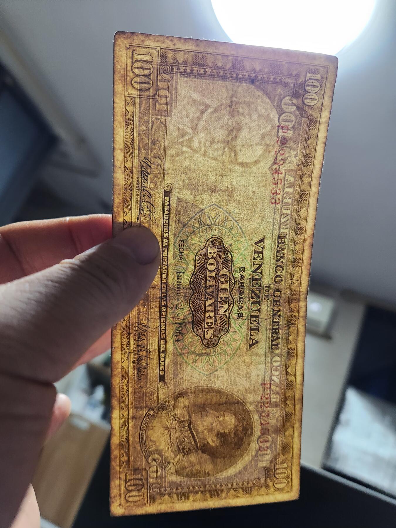 12月20号晚上8点 外国纸币自动截拍第74场 委内瑞拉1964年100稀少品种