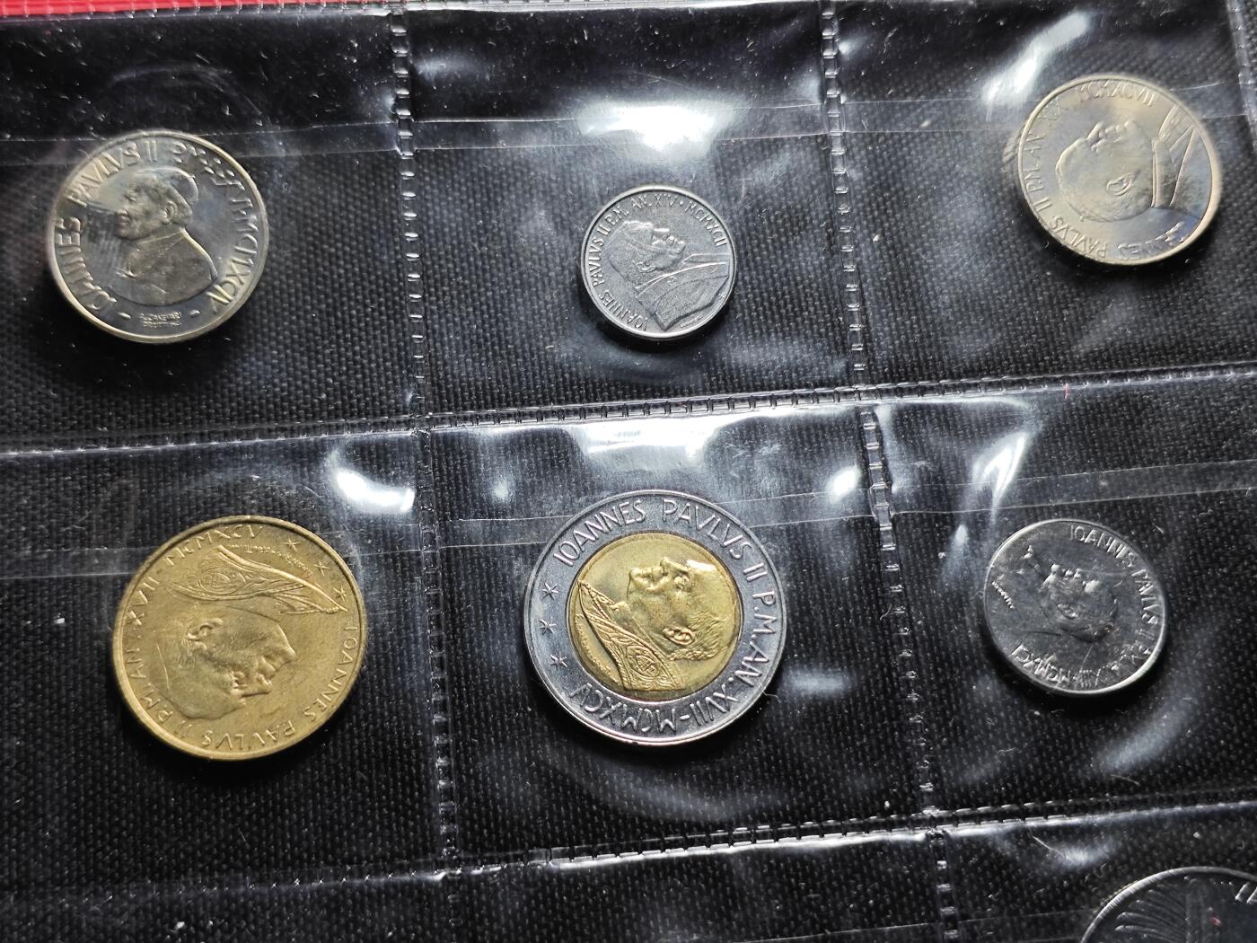 KK钱币收藏小铺 《套币 好品/批量散币专场》  2月预留时间 周末发货  梵蒂冈大小面值一套