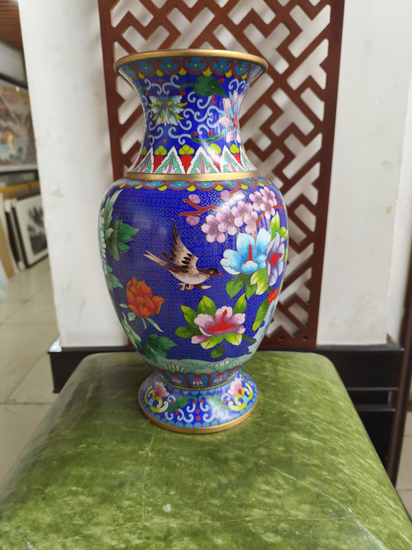 海外回流精品拍卖12.28 日本回流民国时期景泰蓝大花瓶 