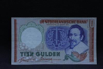 【淘币小摊】限时拍第八百三十四拍  纸币场  满百包邮可预留两周  周一统一发货  -  荷兰1953年10盾纸币【有折】