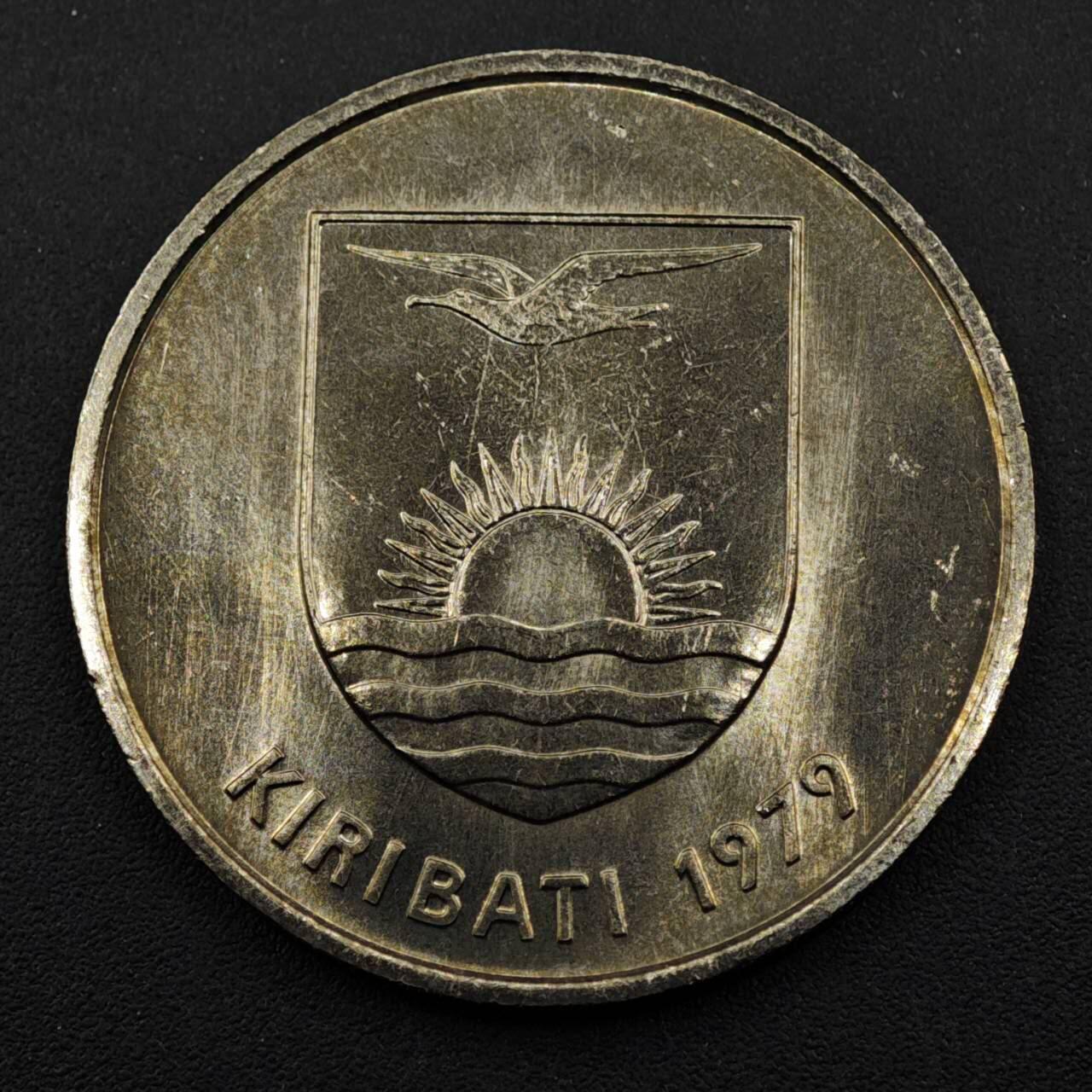 【淘币小摊】实时拍第八百三十三拍   散币场   满百包邮可预留二周 每周一统一发货   基里巴斯1979年熊猫坚果50分镍币