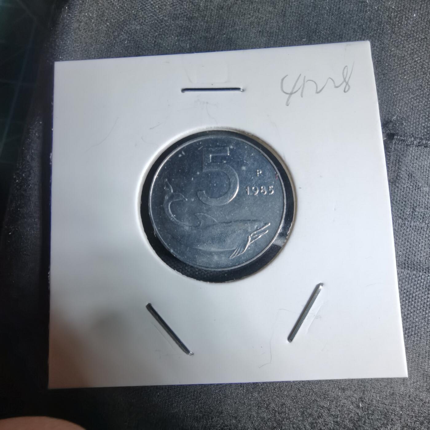 沼泽如烟--第941场 意大利1985年5里拉